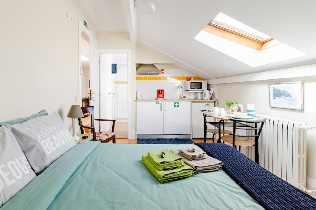 Sky Accommodations Barcelona Studio コインブラ エクステリア 写真