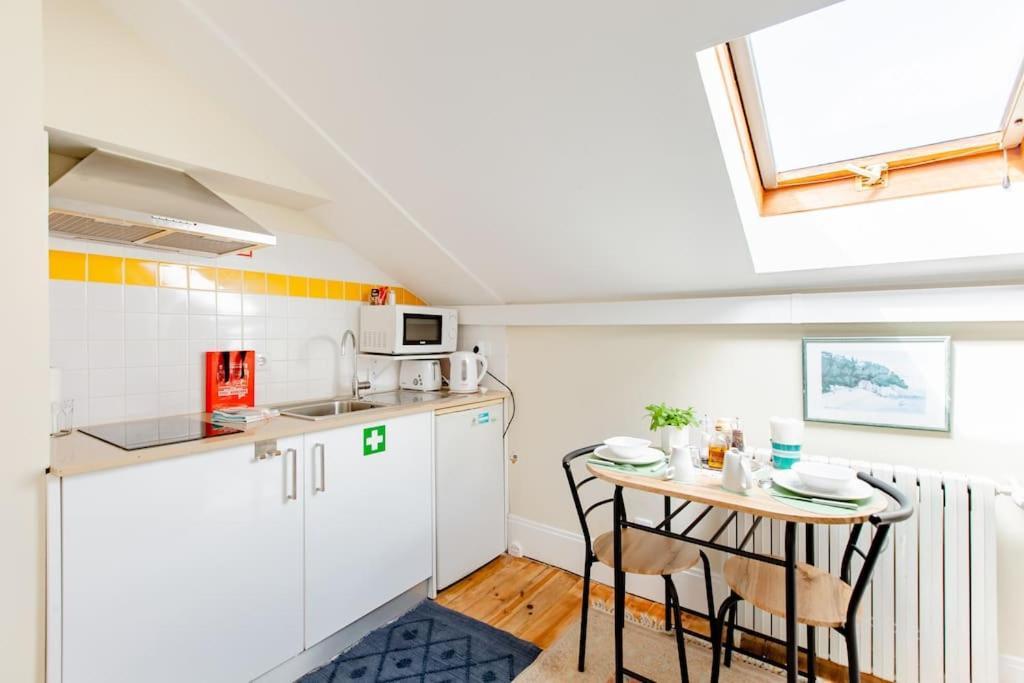 Sky Accommodations Barcelona Studio コインブラ エクステリア 写真